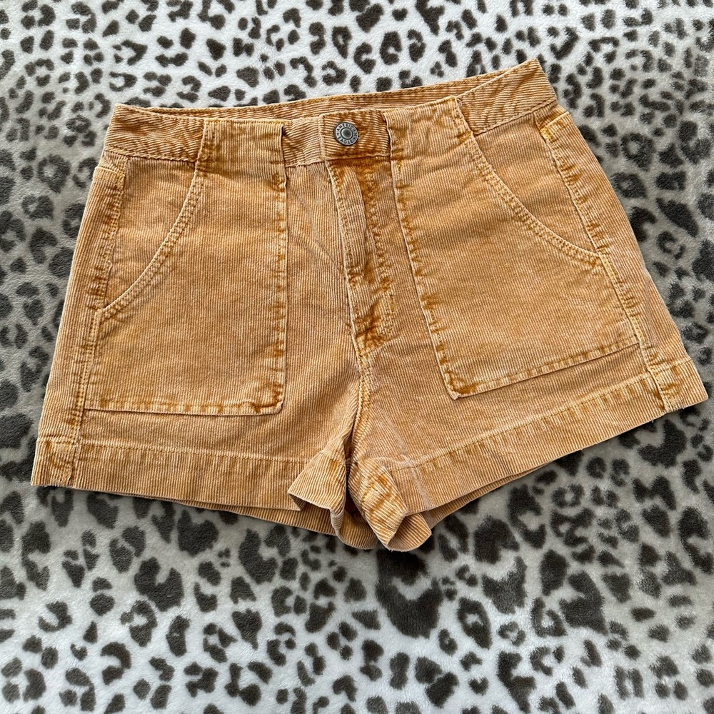 American Eagle Super Hi-Rise Corduroy Shorts in Gold Mustard Yellow Size 2